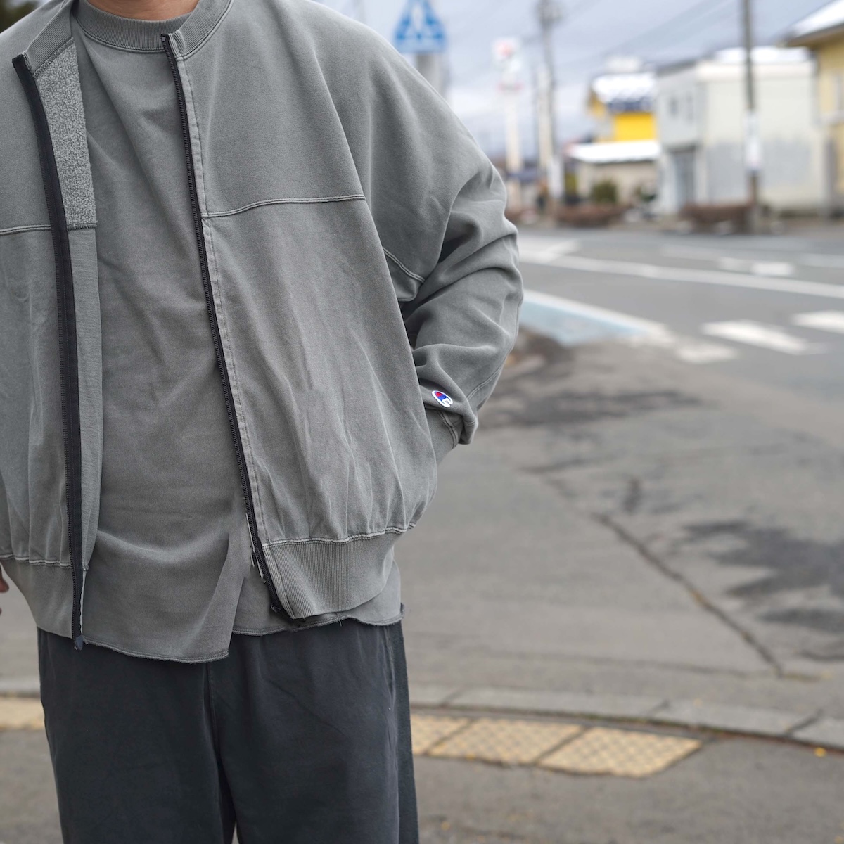 N.HOOLYWOOD × Champion / C8-D020 REVERSIBLE CARDIGAN (Charcoal)